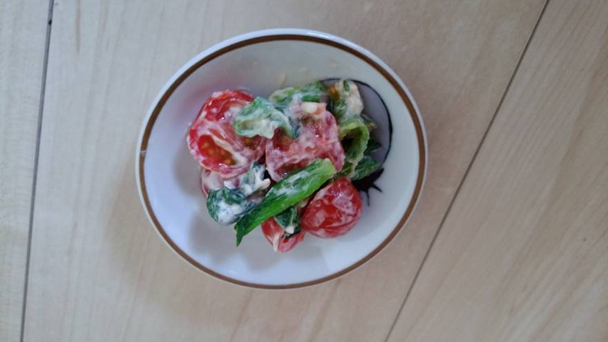 ミニトマトと菜の花のチーズあえ