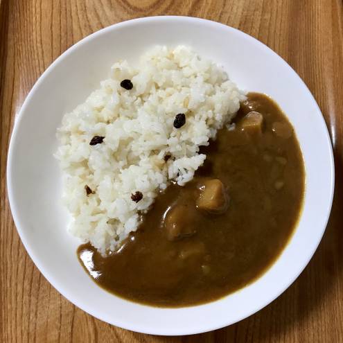 混ぜるだけ！カレーによく合うバターライス