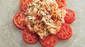 スライストマトのシーフードサラダ