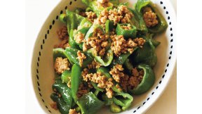 ピーマンとひき肉のカレー炒め