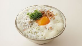 フワフワ納豆丼