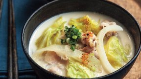 キャベツのミルク豚汁