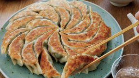 キャベツたっぷりギョーザ