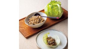 ごぼうと鶏ひき肉のマスタード仕立て レタス包み