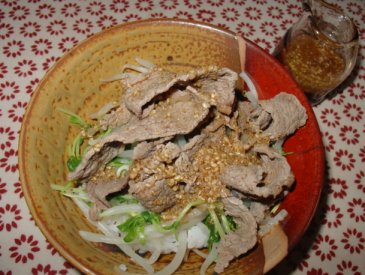 もやしと牛肉のごまポン酢丼