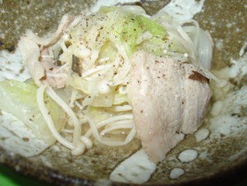 白菜と豚バラ肉の煮物