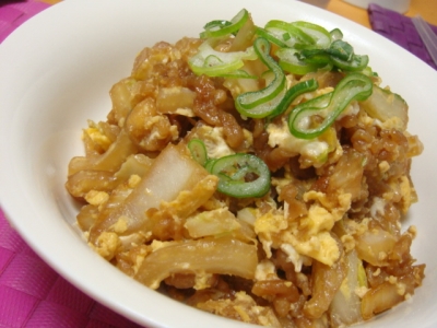 白菜と天かすの炒め物