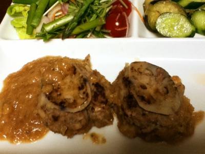 レンコン入り。和風煮込みハンバーグ