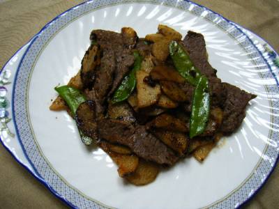 生しょうゆ香る牛カルビと山芋の簡単旨炒め