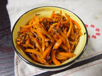 にんじんのごまきんぴら