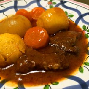 ビーフシチュー