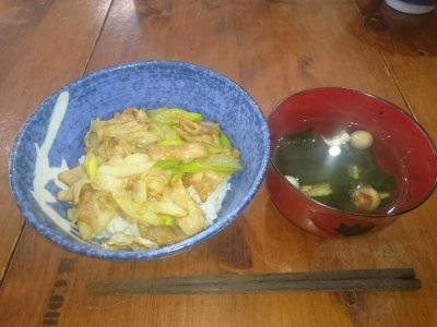 みそ豚丼