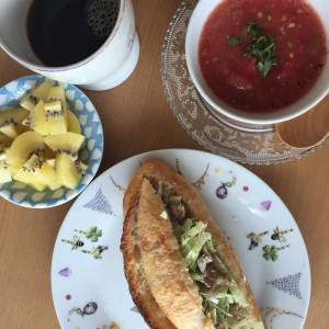 おろしトマトの冷製スープ