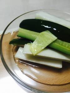 野菜の塩ポン酢漬け