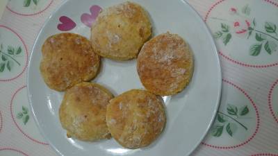 ヨーグルトでつくるスコーン