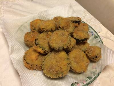 ゴーヤーの肉詰めフライ