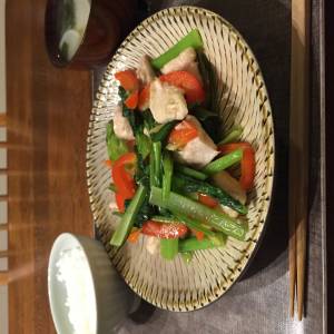 小松菜と鶏肉の塩炒(いた)め