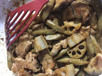 豚肉とれんこんの炒め煮