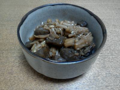 しいたけとこんにゃくのピリ辛煮