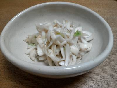 かぶの茎菜と皮の浅漬け