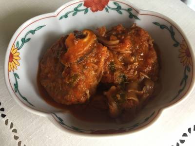 お父さんの煮込みハンバーグ