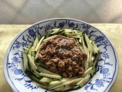 ズッキーニのひき肉あんかけ