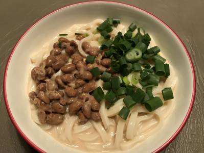 冷やし豆乳納豆うどん