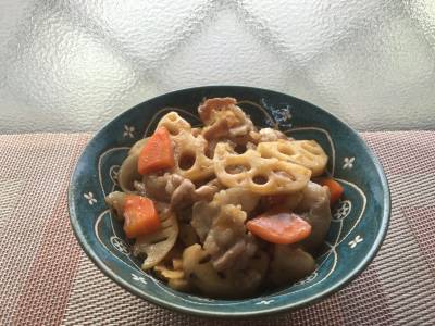 豚肉とれんこんの炒め煮