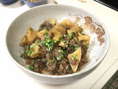 れんこんと牛肉の黒酢煮