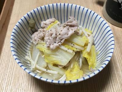 白菜と豚バラ肉の煮物