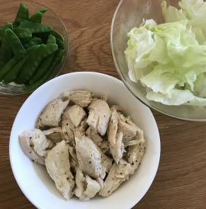 サラダチキン