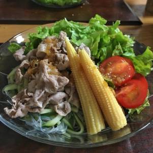 うまだれレタスごはん