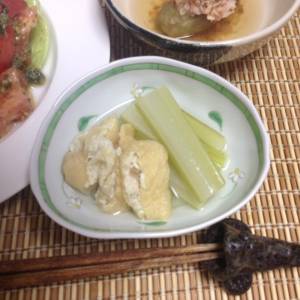 セロリと油揚げの煮物