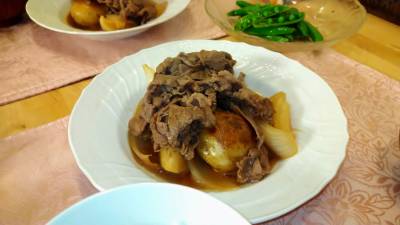 新じゃがと牛肉の甘辛煮