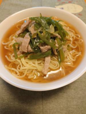 豚肉とピーマンのとろみラーメン