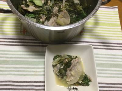 白菜と豚バラ肉のにんにくみそ鍋