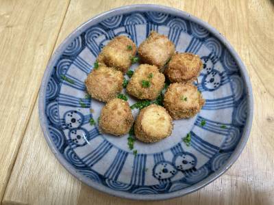 素揚げ大根と魚肉ソーセージフライ