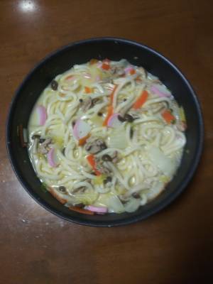 煮込みチャンポンうどん