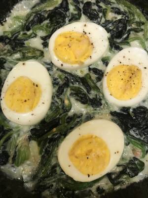 ほうれんそうと卵のグラタン