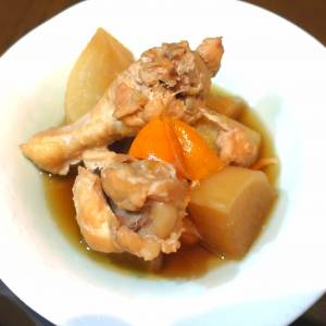 鶏手羽と大根のこっくり煮 きんかん風味