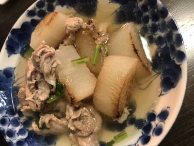 焼き大根と豚肉のスープ煮