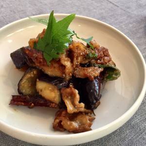 なすと豚肉のみそ炒め