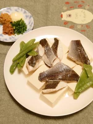 白身魚と豆腐のフライパン蒸し