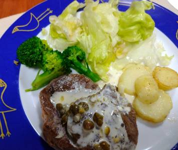 牛すね肉のソテー クリームソース