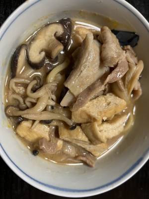 みそ煮込みきのこうどん