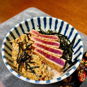 あぶりまぐろのネバネバ丼