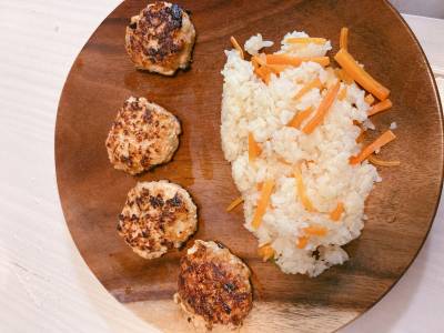 サーモンとえびのハンバーグ