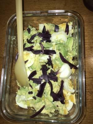 卵アボカドサラダ