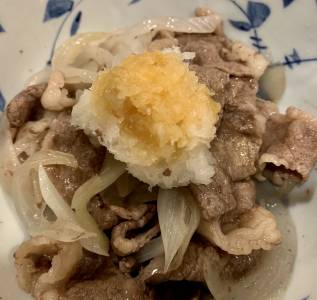牛肉のおろしポン酢かけ