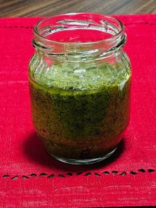 アーモンドとバジルのパスタ